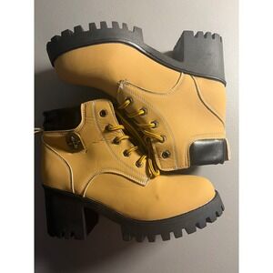 Unbranded Heeled Combat Boots Womens 41 Tan Wheat Chunky Platform Lug Sole Ankle